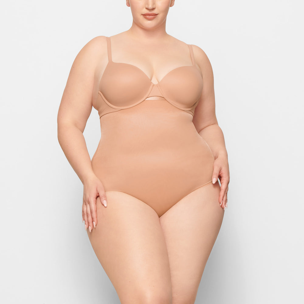 Skims BARELY THERE HIGH WAIST Brief Béžové | VJLB-25179