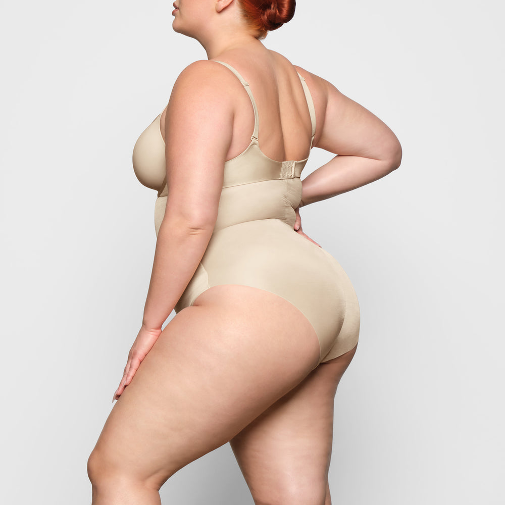 Skims BARELY THERE HIGH WAIST Brief Hnede | STKY-28037