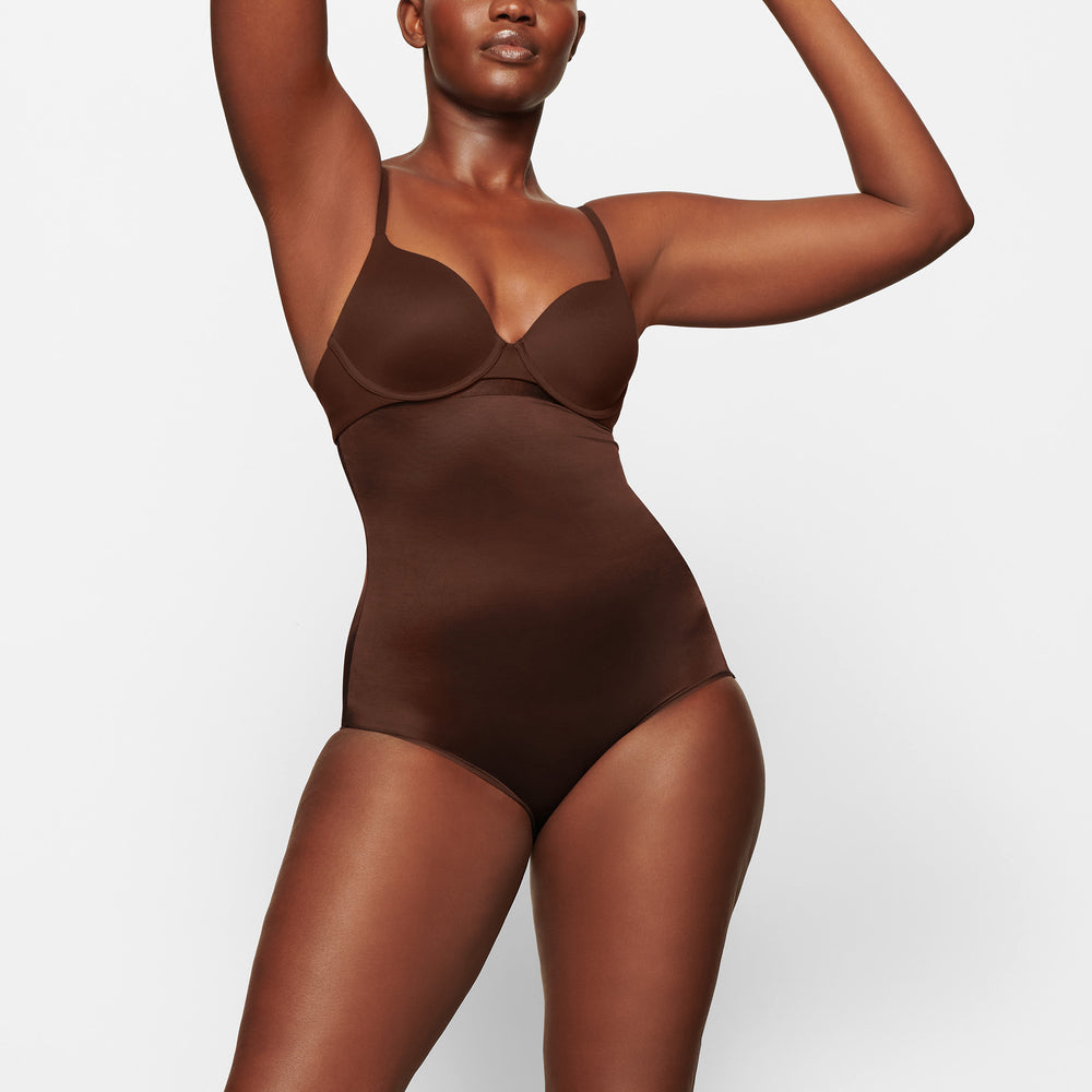 Skims BARELY THERE HIGH WAIST Brief Čokoláda | XINY-70416