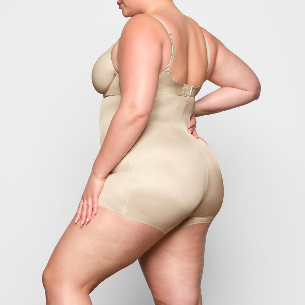 Skims BARELY THERE HIGH WAIST Kratasy Hnede | PMXN-28740