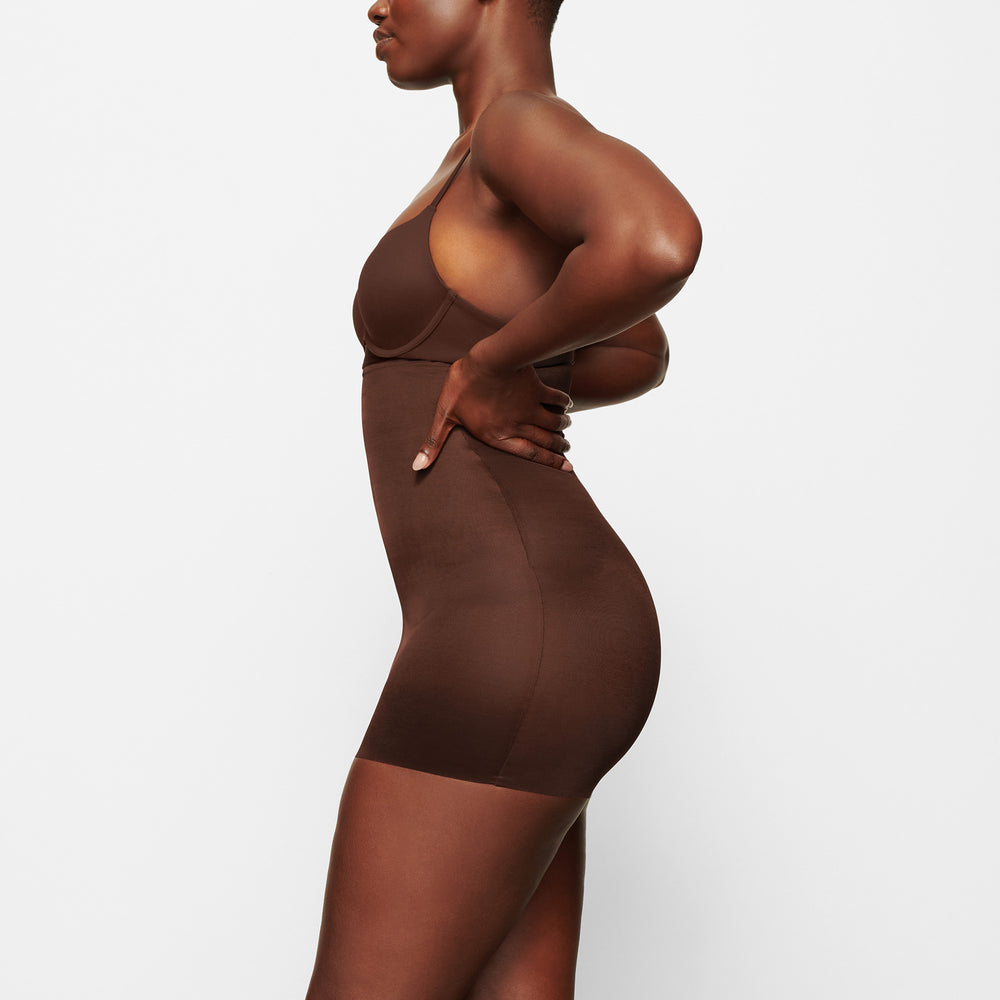 Skims BARELY THERE HIGH WAIST Kratasy Čokoláda | DRCL-09267