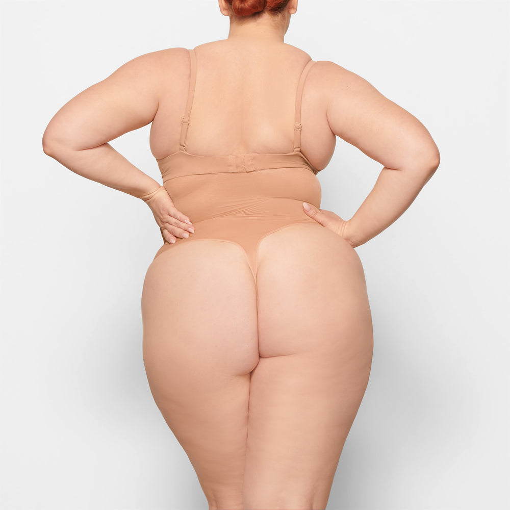 Skims BARELY THERE HIGH WAIST Thong Béžové | ODNW-16723