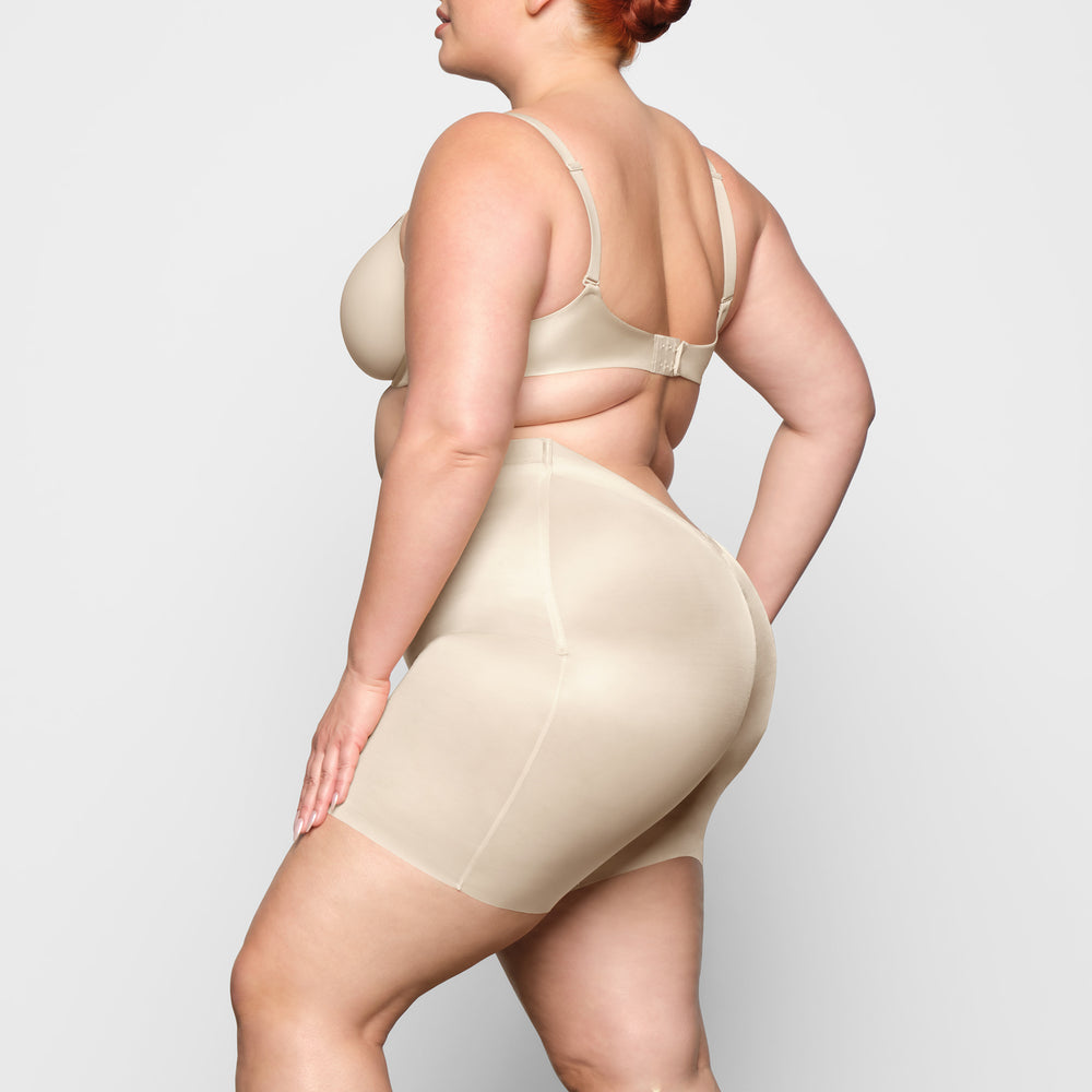 Skims BARELY THERE LOW BACK Kratasy Hnede | HOER-64017