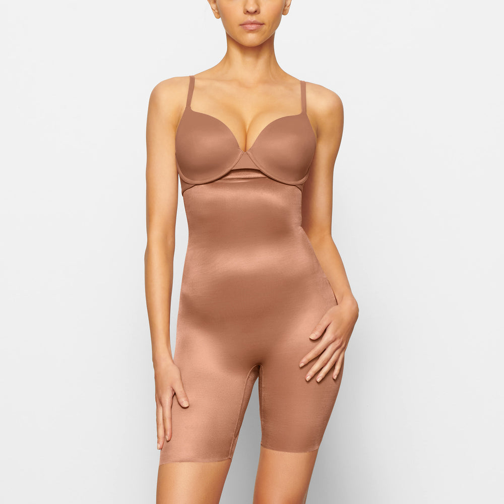 Skims BARELY THERE MID THIGH Kratasy Marhule | JDEC-76852