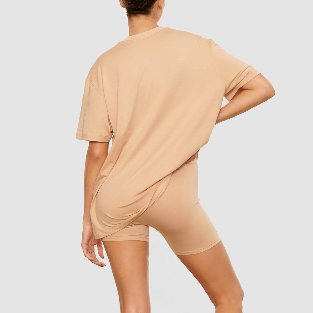 Skims BOYFRIEND T-shirt Béžové | REGW-85734