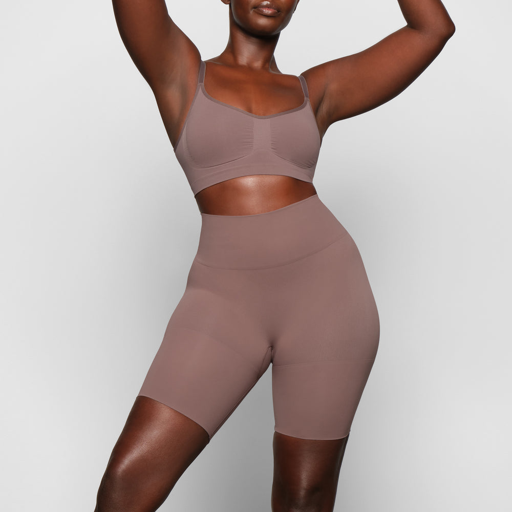 Skims BUTT ENHANCING Kratasy Hnede | QJTF-34716