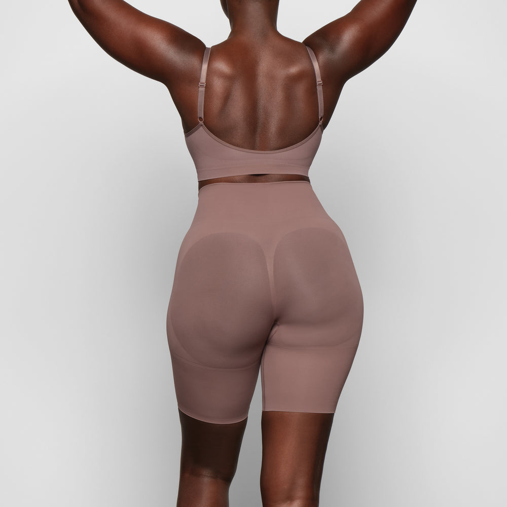 Skims BUTT ENHANCING Kratasy Hnede | QJTF-34716