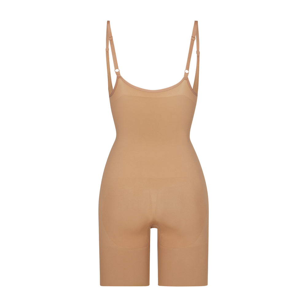 Skims BUTT ENHANCING Open Bust Bodysuit Béžové | BWTF-91835