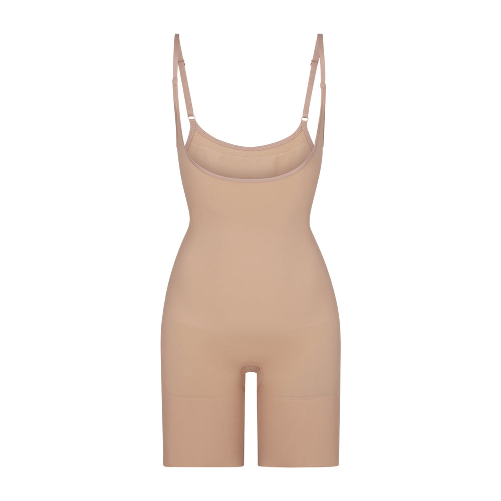 Skims BUTT ENHANCING Open Bust Bodysuit Béžové | RNUS-67954