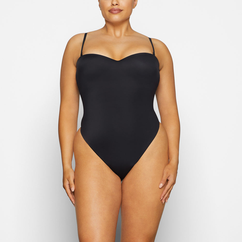 Skims CONTOUR LIFT STRAIGHT NECK Bodysuit Čierne | OTLV-47306