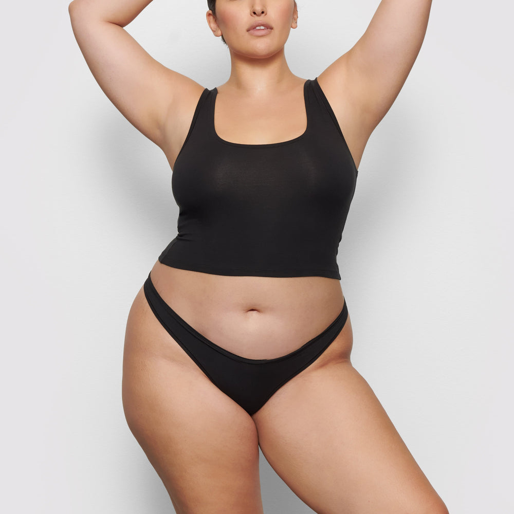 Skims COTTON JERSEY DIPPED Thong Čierne | NKFH-05697