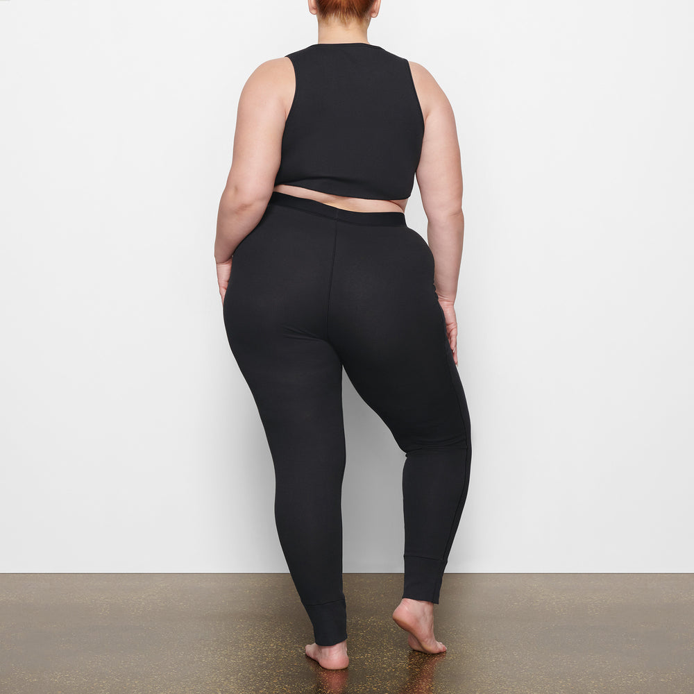 Skims COTTON RIB SUPER CROP Tank Čierne | VUPS-37028