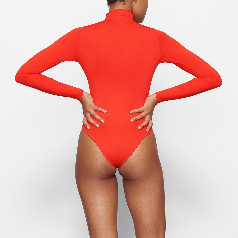 Skims ESSENTIAL MOCK NECK Long Sleeve Bodysuit Červené | VLNO-83759