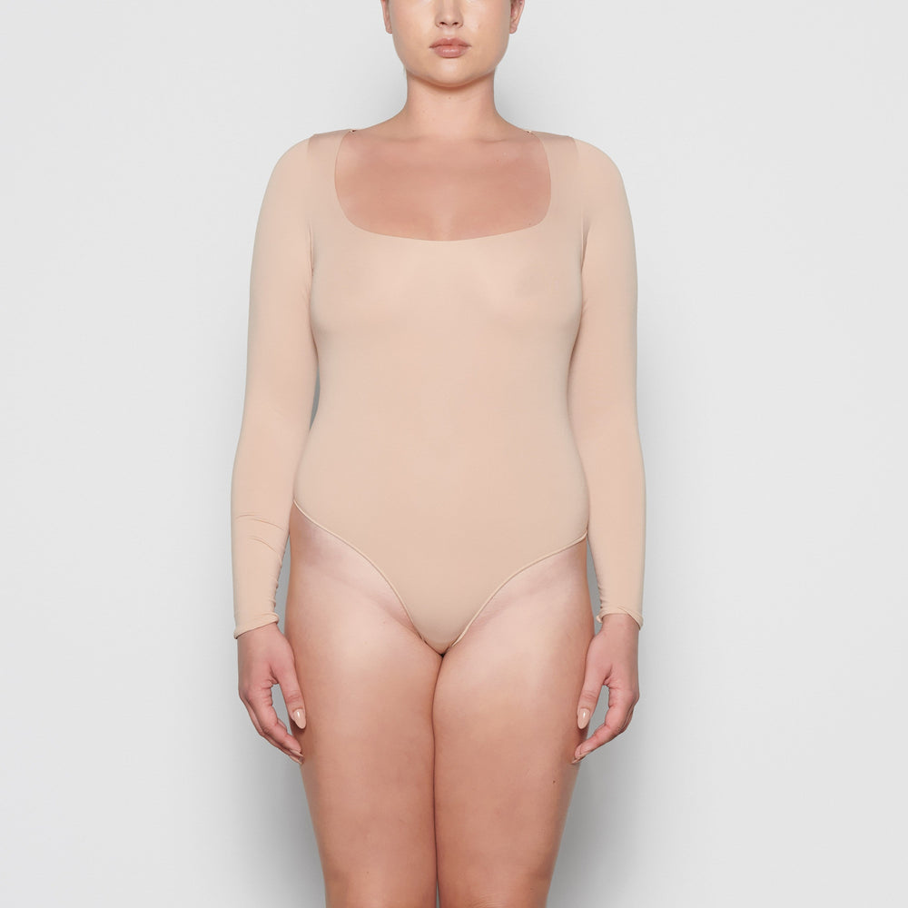 Skims ESSENTIAL SCOOP NECK Long Sleeve Bodysuit Hnede Siva | XYTE-25398