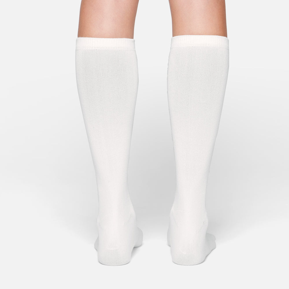 Skims EVERYDAY MID CALF Ponozky Biele | WAKC-21536