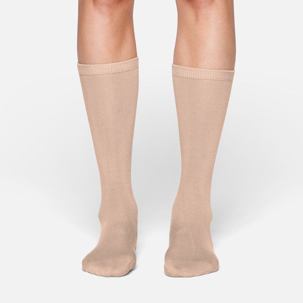 Skims EVERYDAY MID CALF Ponozky Béžové | LIPU-39471