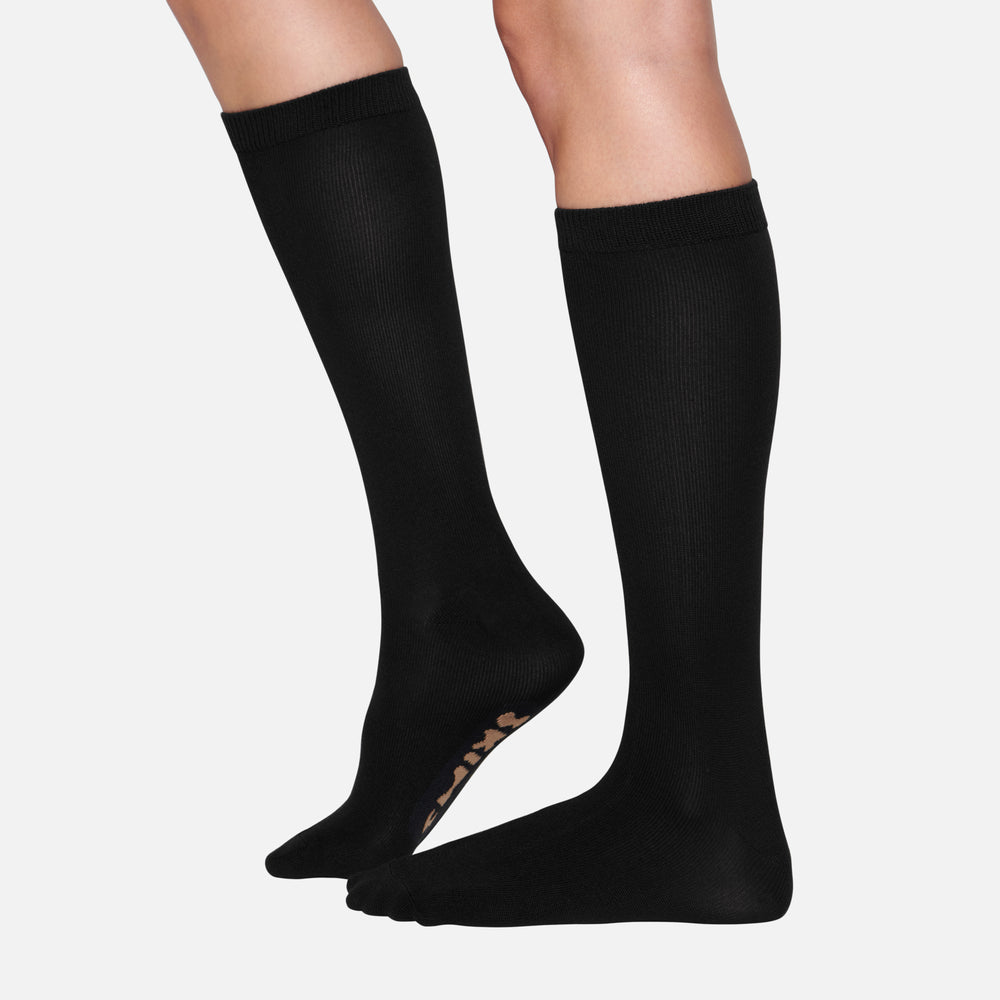 Skims EVERYDAY MID CALF Ponozky Čierne | DIVJ-41068