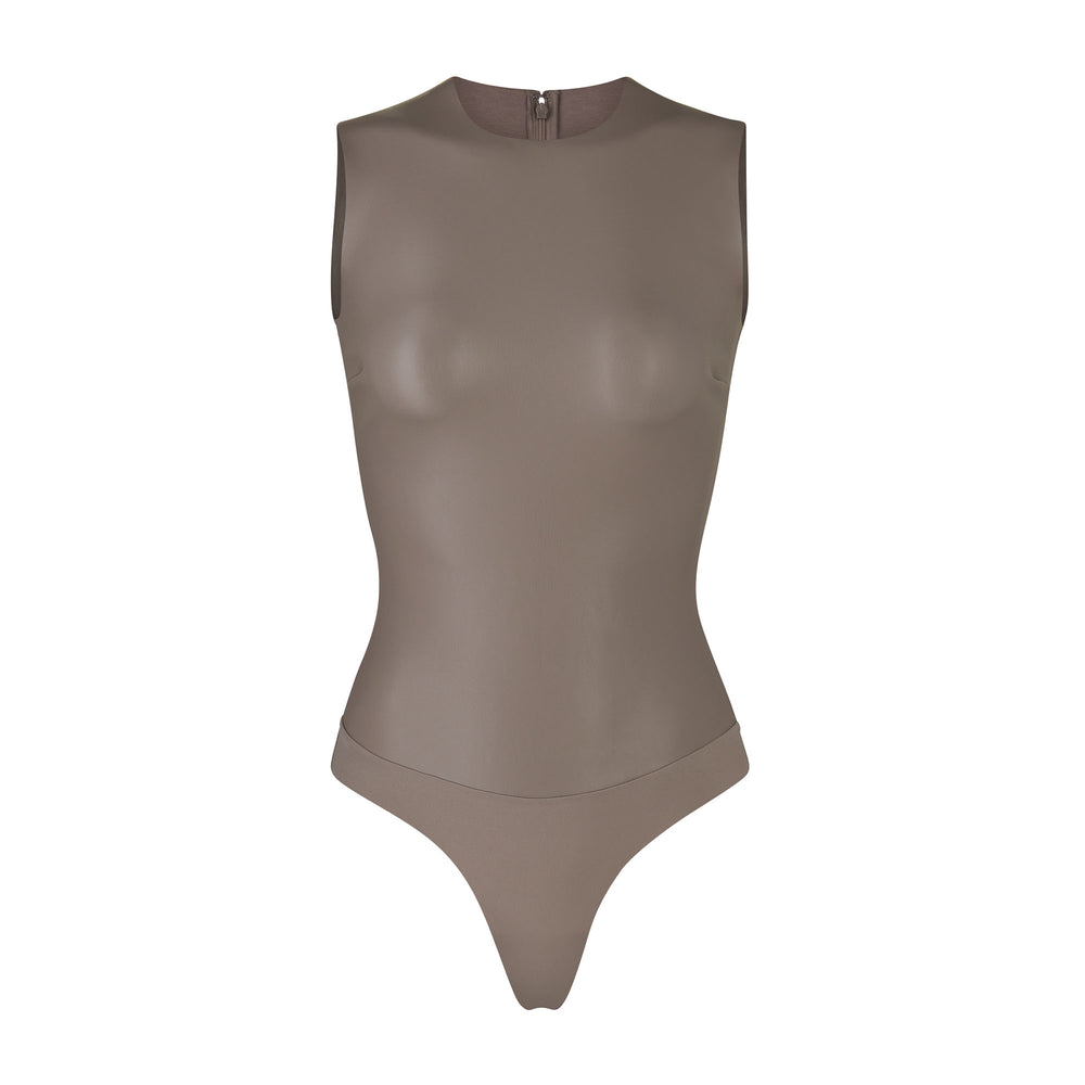 Skims FAUX LEATHER Crew Neck Bodysuit Strieborne | KMYZ-21453