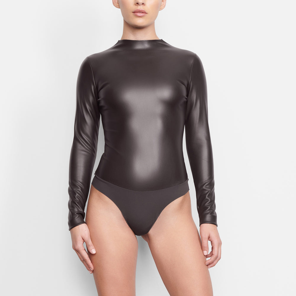 Skims FAUX LEATHER Mock Neck Bodysuit Čierne | XUVF-93560