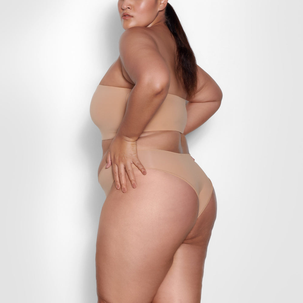 Skims FITS EVERYBODY CHEEKY Brief Béžové | BFGQ-78305