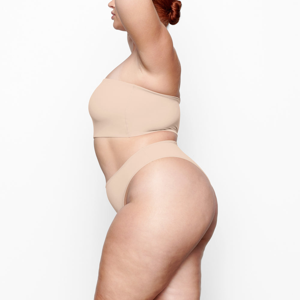 Skims FITS EVERYBODY CHEEKY Brief Béžové | LNWQ-15694