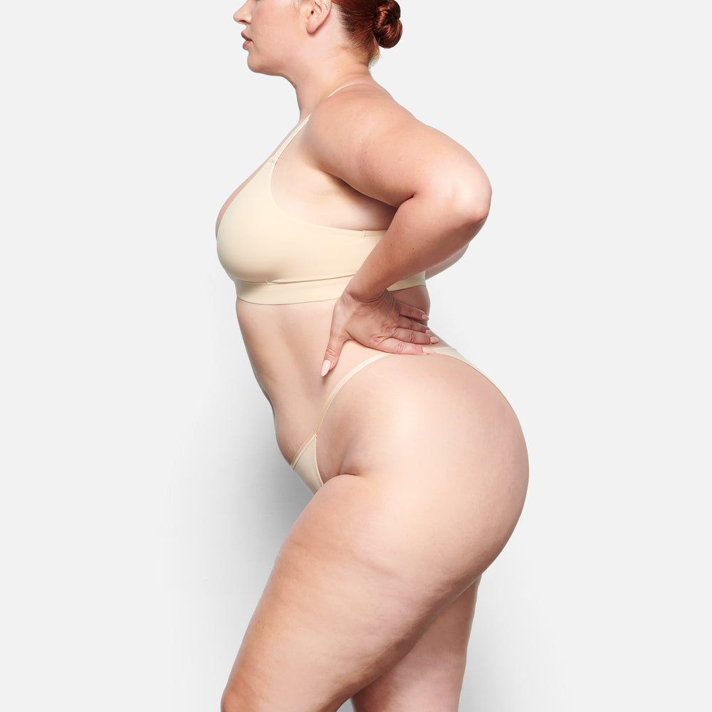 Skims FITS EVERYBODY CHEEKY STRING Bikini Hnede | BQXC-37186