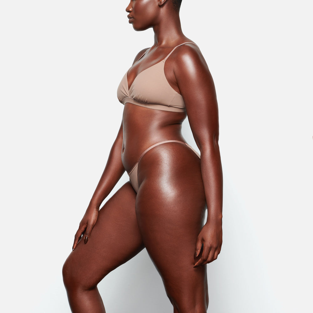 Skims FITS EVERYBODY CHEEKY STRING Bikini Hnede | LCWT-93506