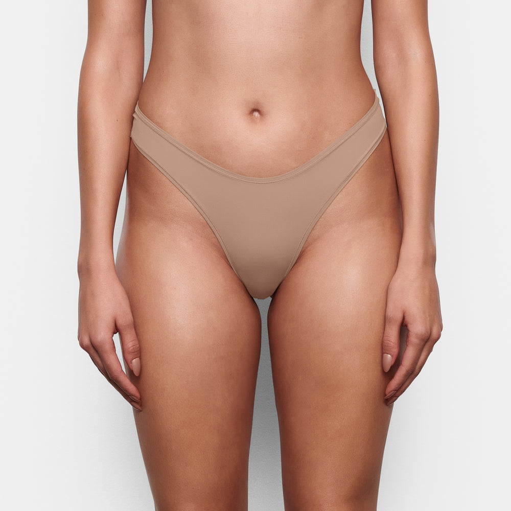 Skims FITS EVERYBODY DIPPED FRONT PACK Thong Oranžové | FOVM-09435