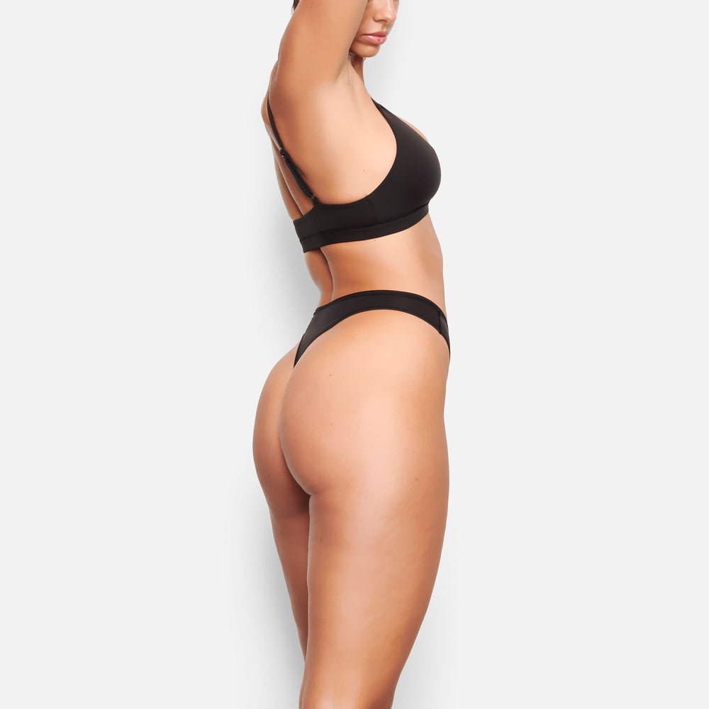 Skims FITS EVERYBODY DIPPED FRONT Thong Čierne | IGHL-64037