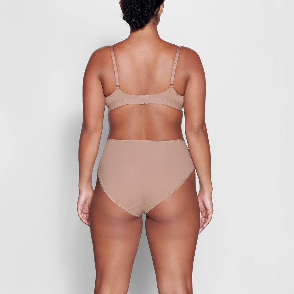 Skims FITS EVERYBODY FULL Brief Marhule | YNSE-57643