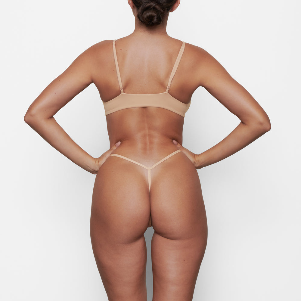 Skims FITS EVERYBODY MICRO Thong Béžové | CBYV-37540