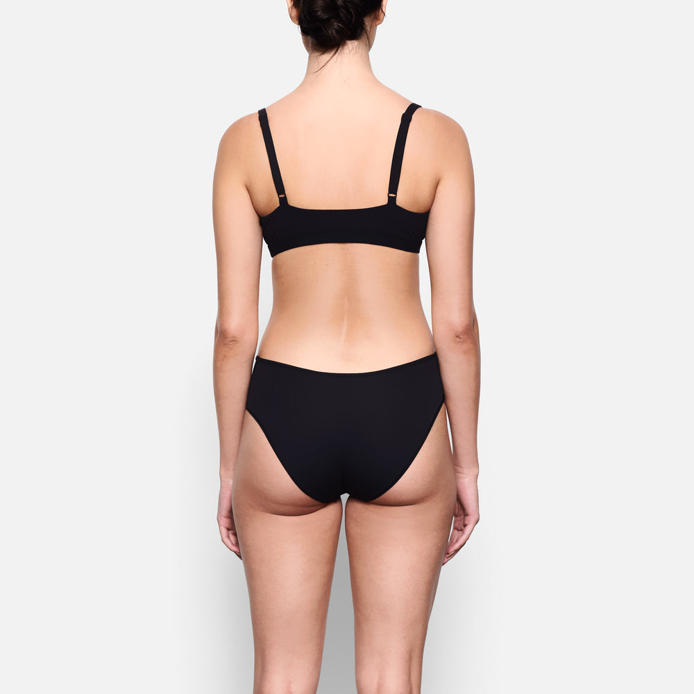 Skims FITS EVERYBODY MID RISE Brief Čierne | BECK-63402
