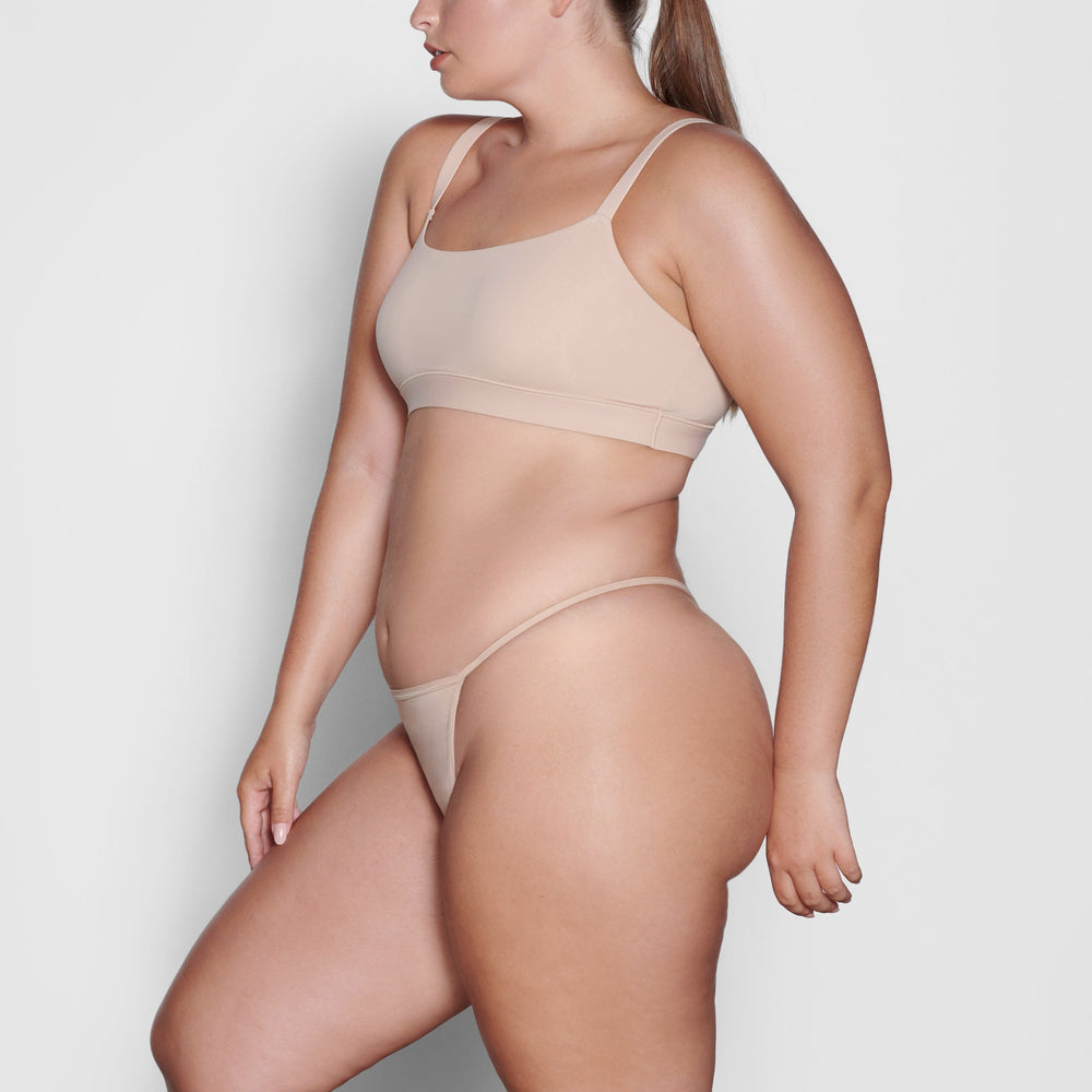 Skims FITS EVERYBODY T STRING Thong Béžové | XCHZ-79650