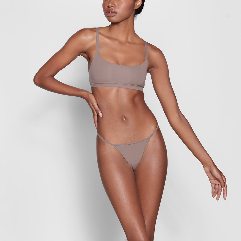 Skims FITS EVERYBODY T STRING Thong Hnede | HPXF-53291