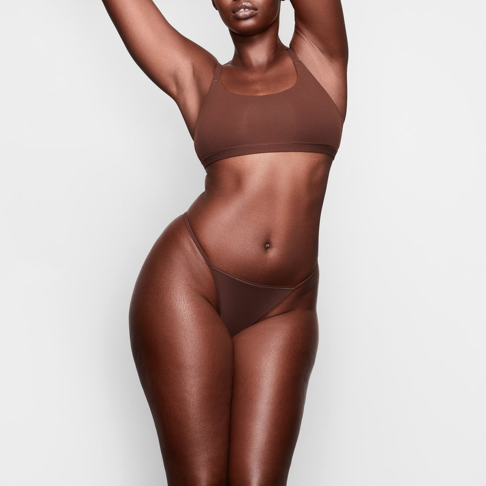 Skims FITS EVERYBODY T STRING Thong Čokoláda | XGHW-95410