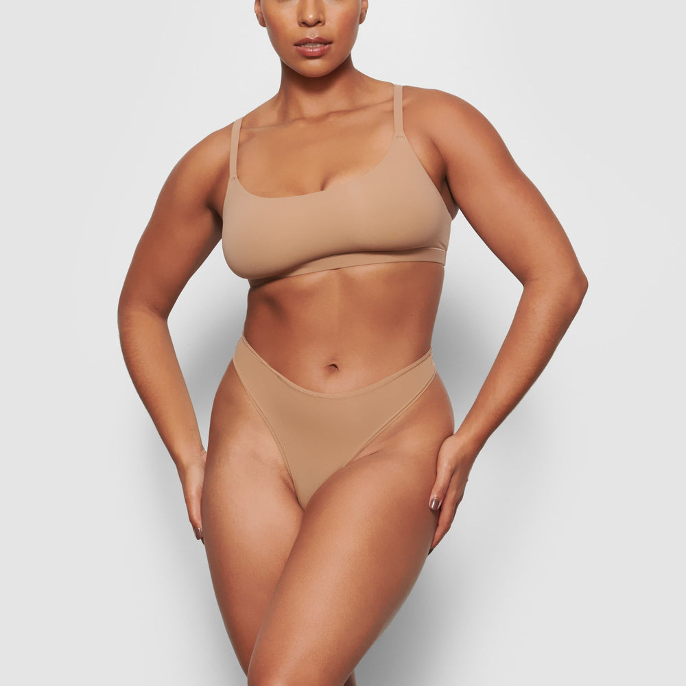 Skims FITS EVERYBODY Thong Marhule | YHNR-63748
