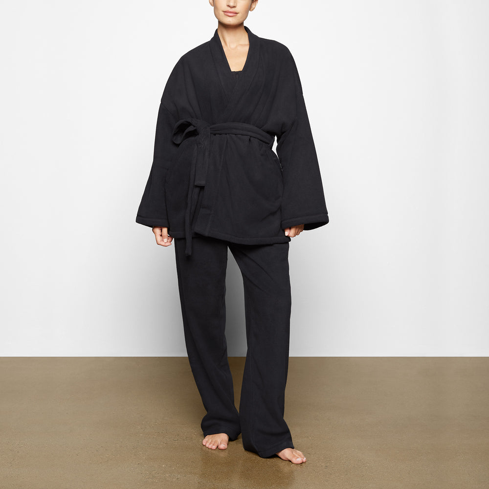 Skims FLEECE WRAP Bunda Čierne | SVJP-57063