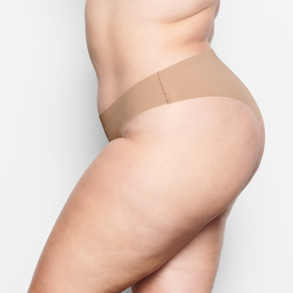 Skims FREE CUT CHEEKY Hipster Béžové | OCJW-58701