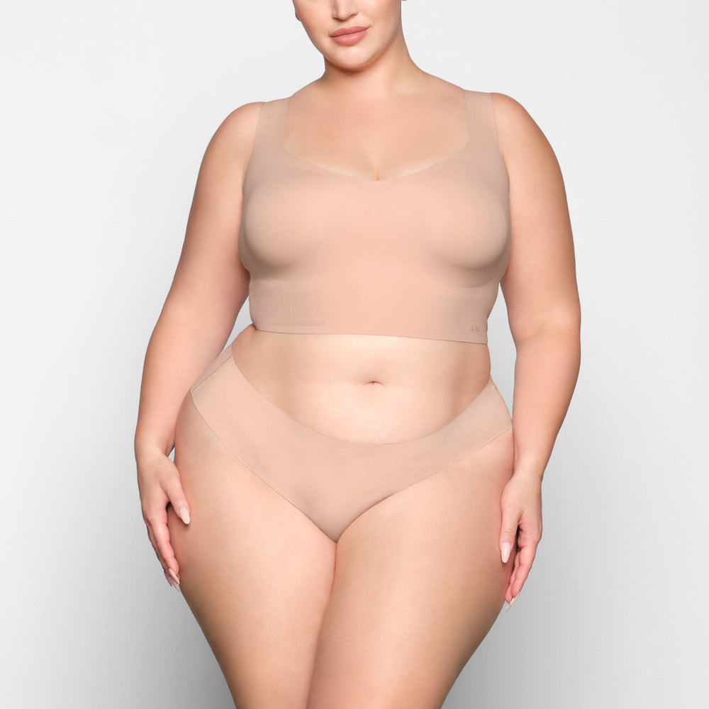Skims FREE CUT CHEEKY Hipster Béžové | WOVU-78510