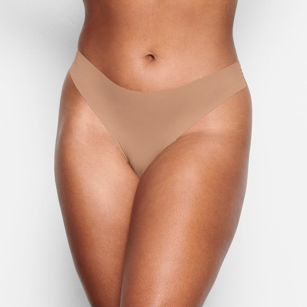 Skims FREE CUT MID WAIST Thong Marhule | RIDH-84205
