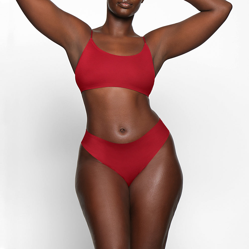 Skims FREE CUT MID WAIST Thong Tmavo Červené | KYAM-06753