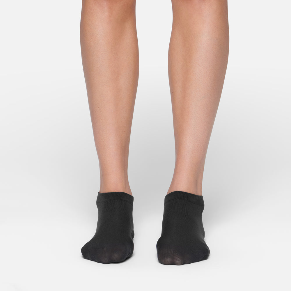 Skims HOSIERY ANKLE Ponozky Čierne | KJBH-82539