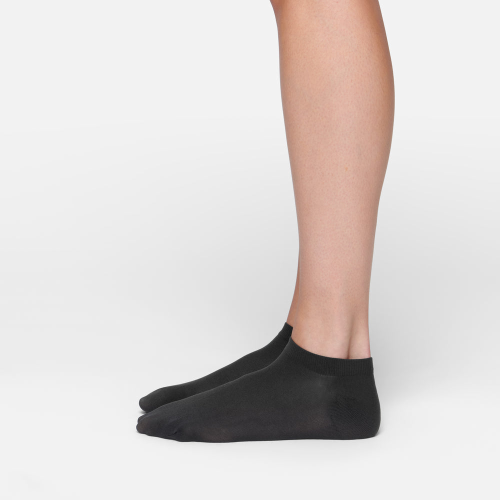 Skims HOSIERY ANKLE Ponozky Čierne | KJBH-82539
