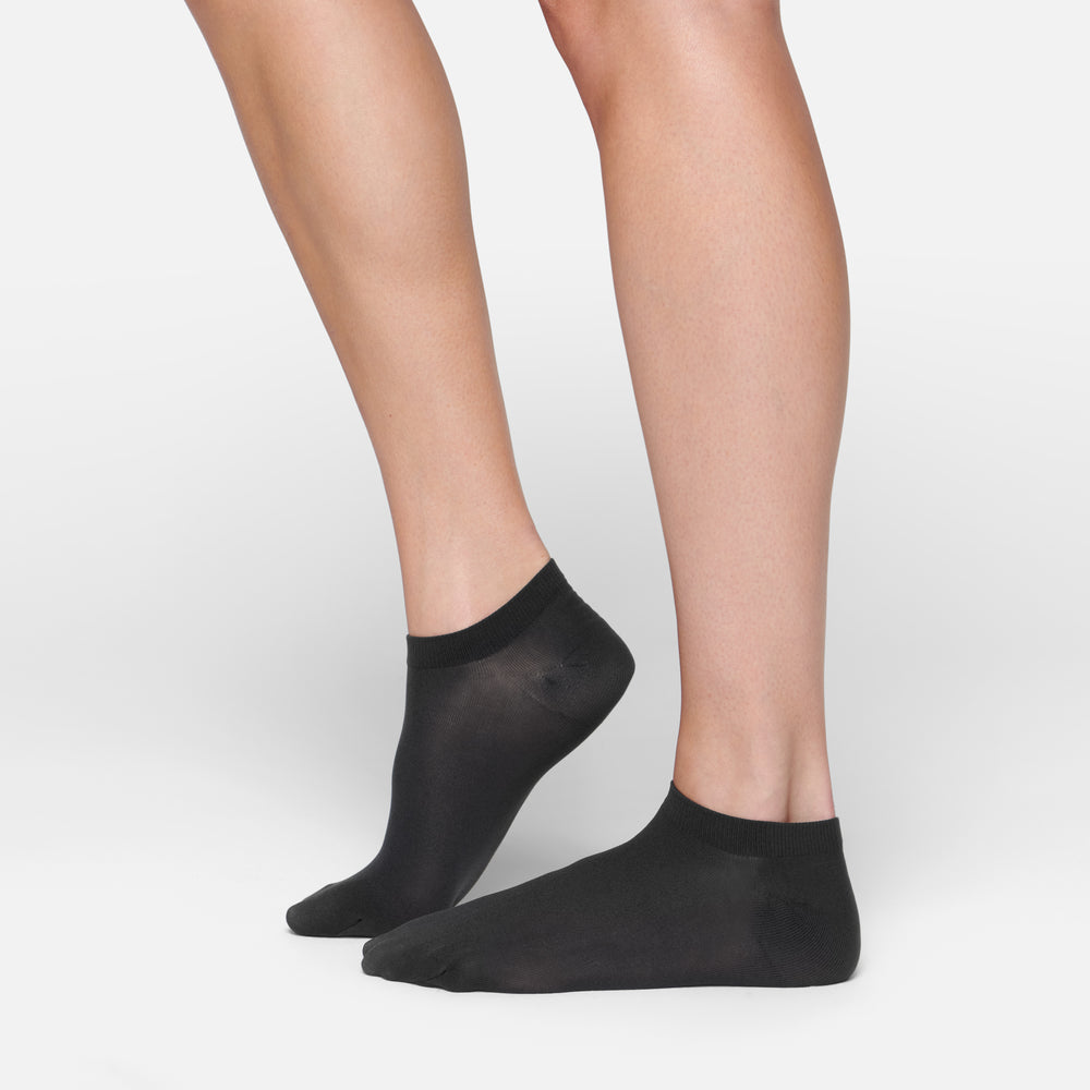Skims HOSIERY ANKLE Ponozky Čierne | KJBH-82539