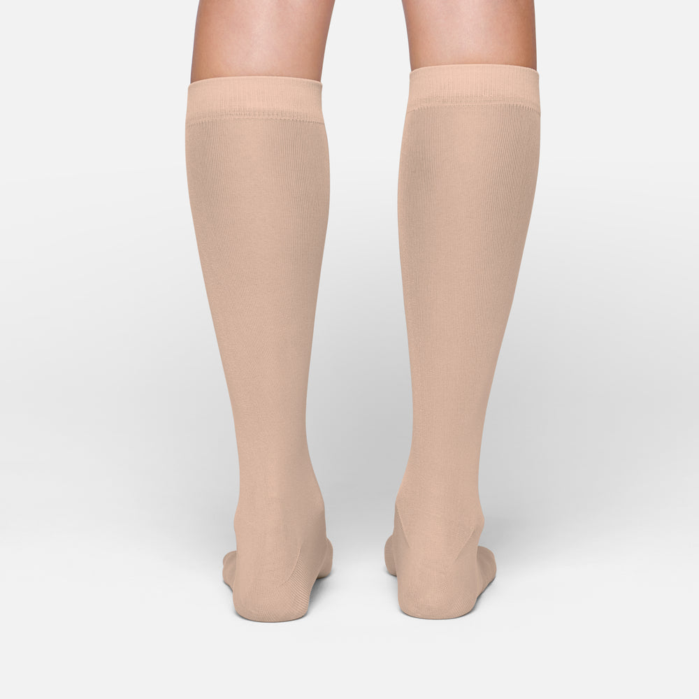 Skims HOSIERY MID CALF Ponozky Béžové | GPDJ-47820