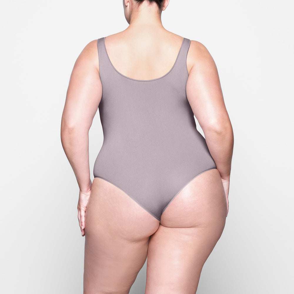 Skims LIGHT ESSENTIAL Scoop Neck Bodysuit Lavendel | JQTV-82345