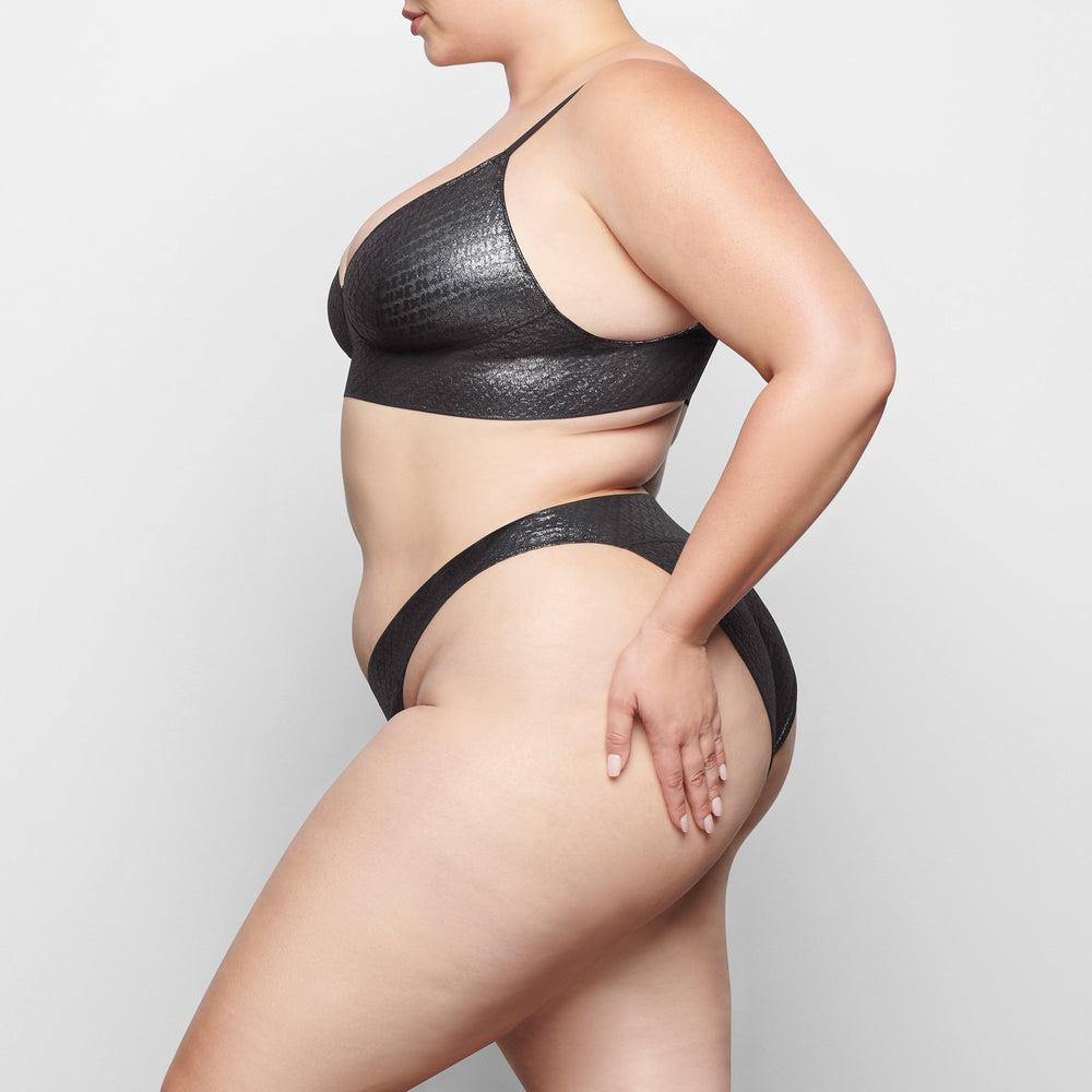 Skims LOGO MESH FOIL CHEEKY Brief Čierne | NSTV-09156
