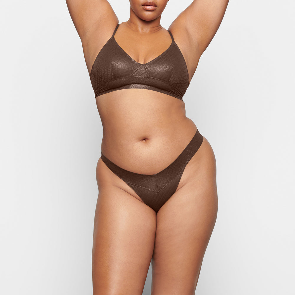 Skims LOGO MESH FOIL CHEEKY Brief Čokoláda | PVCA-87294