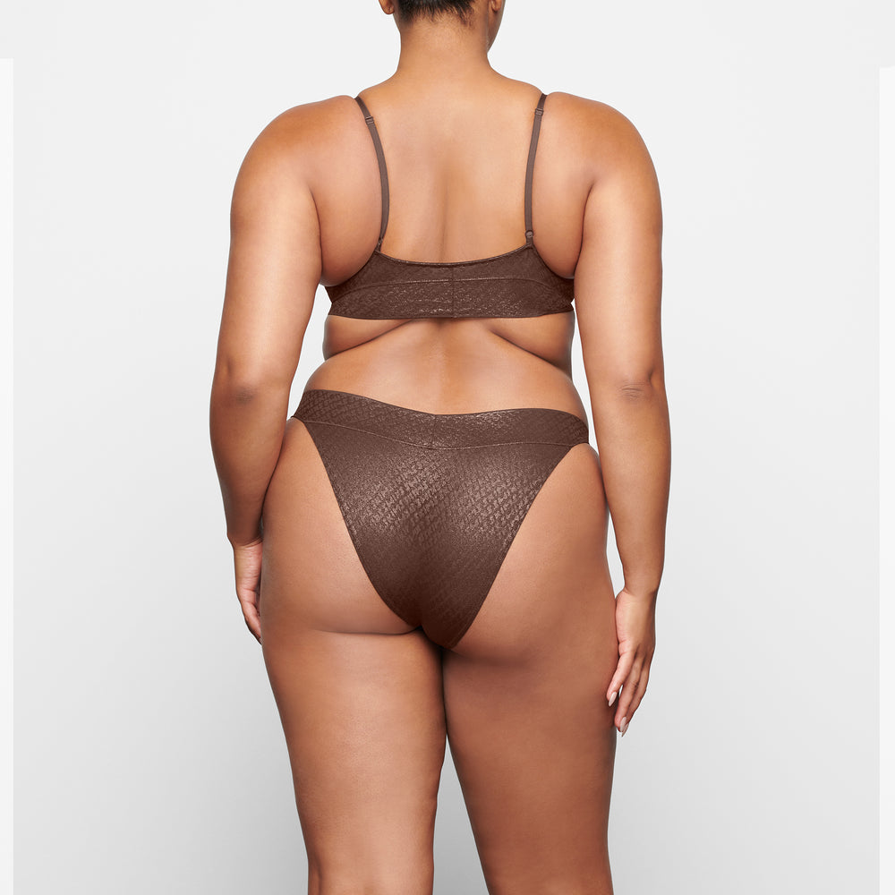 Skims LOGO MESH FOIL CHEEKY Brief Čokoláda | PVCA-87294