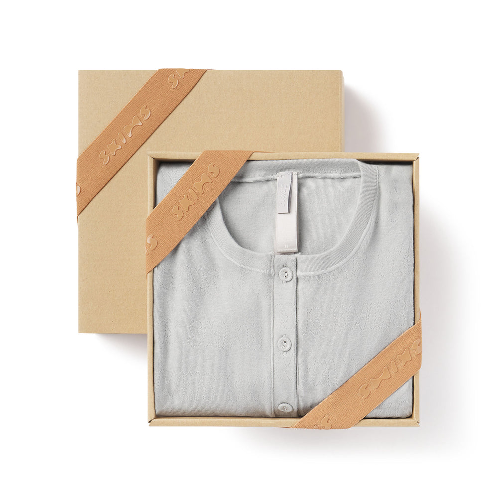 Skims LOGO POINTELLE HENLEY ONESIE Detske Svetlo Siva | KJOL-30982